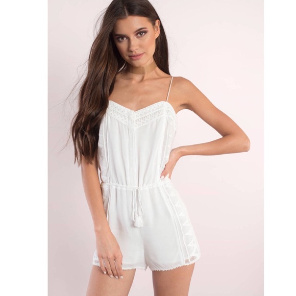 Jetset Diaries Cirrus Romper Ivory Embroidery Ecru White Revolve TJD - Picture 1 of 5